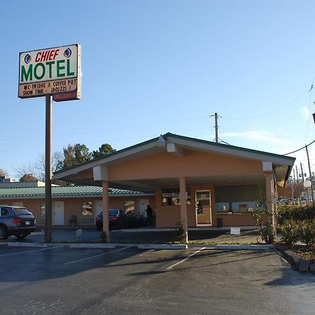 Chief Motel פאייטוויל מראה חיצוני תמונה